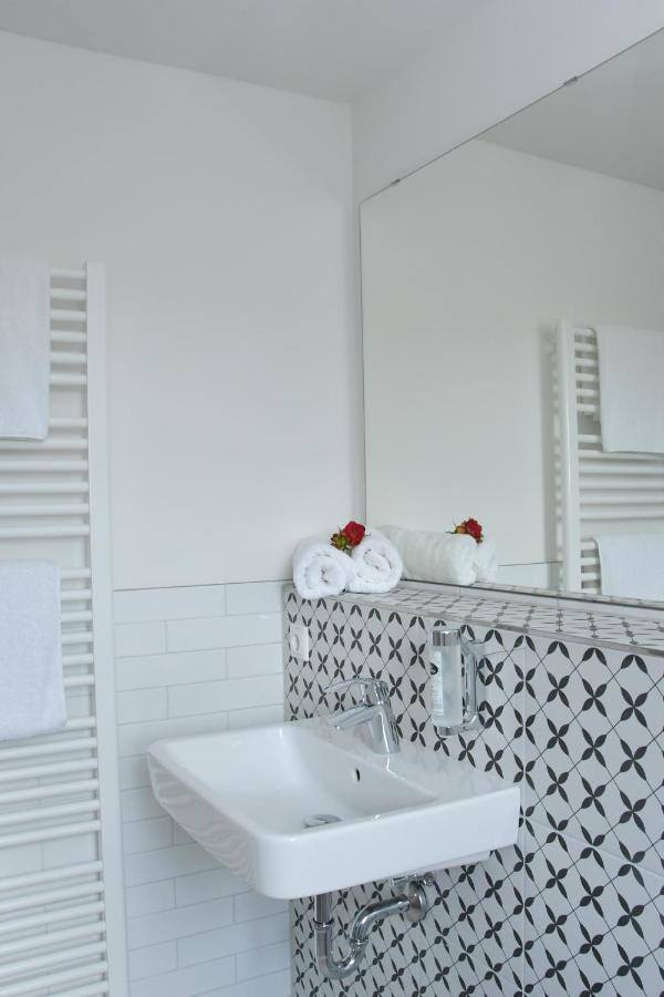 Landhaus Hamester - Hotel & Restaurant Basthorst  Экстерьер фото